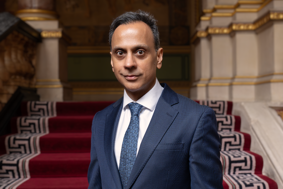 Imagem relacionada à notícia: Mudança do Alto Comissário Britânico para a Malásia: Ajay Sharma