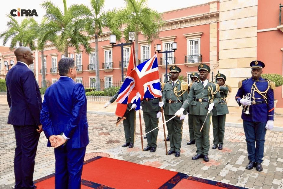Imagem relacionada à notícia: Reino Unido fortalece os laços com Angola e São Tomé e Príncipe