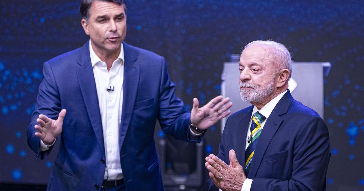 Flávio Bolsonaro ironiza e diz que 'Lula tem Bolsonaro dentro dele' por vacina da covid-19; petista foi vacinado por Coronavac