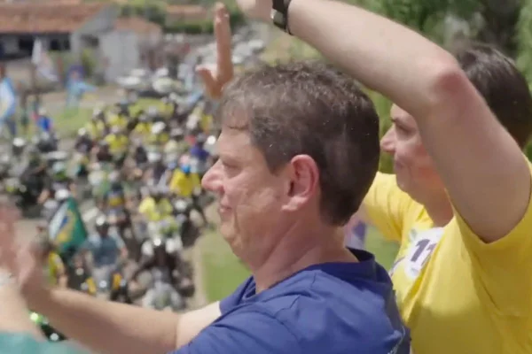 O almoço de Flávio, Tarcísio e Nunes com prefeitos de São Paulo - destaque galeria