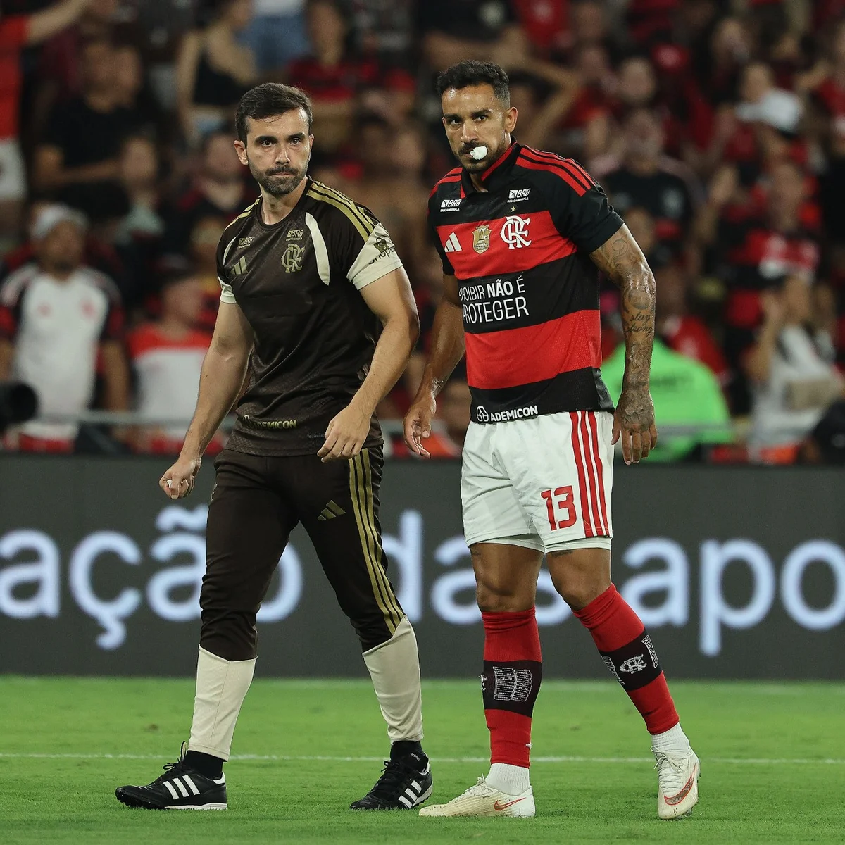 Danilo fratura mandíbula em Flamengo x Fluminense e passará por cirurgia