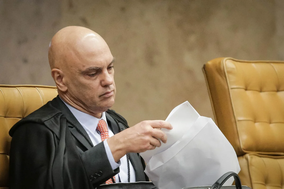 Moraes arquiva investigação contra Do Val, Allan dos Santos e Eustáquio