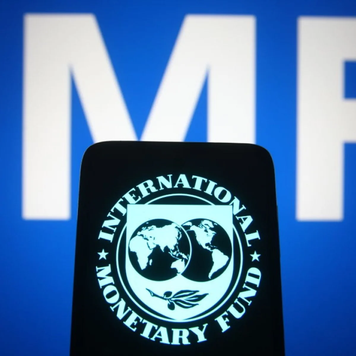FMI reduz projeção do PIB do Brasil para 2,2% em 2026