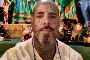 Tico Santa Cruz revela trauma com álcool e explica mudança de hábitos