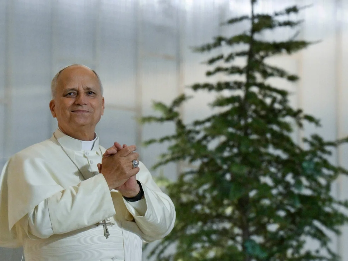 Papa Leão XIV terá alta hospitalar neste sábado (17/10), diz Vaticano