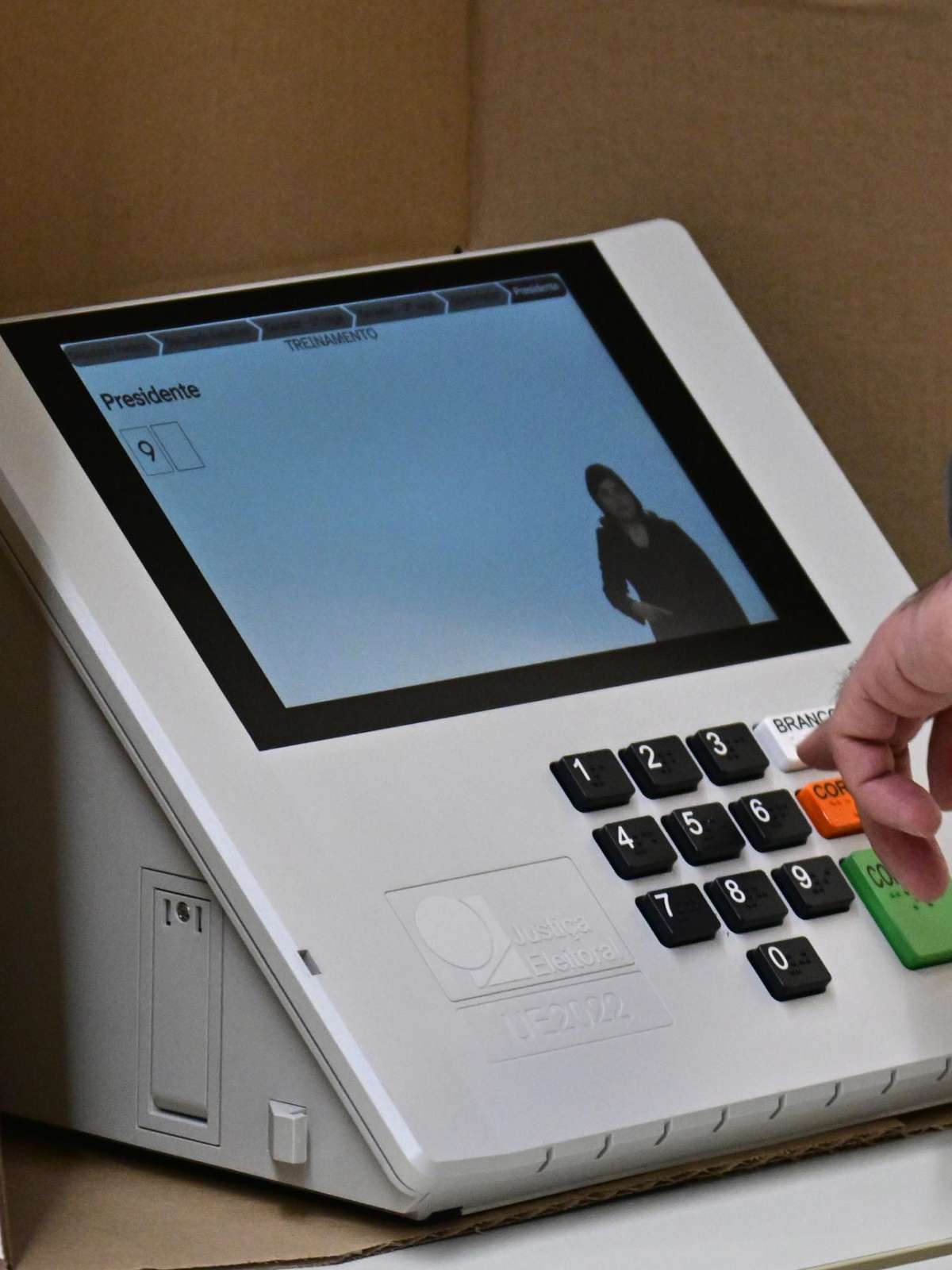 92% dizem que decisão de voto no 2º turno não mudará e 7% podem mudar, mostra BTG-Nexus