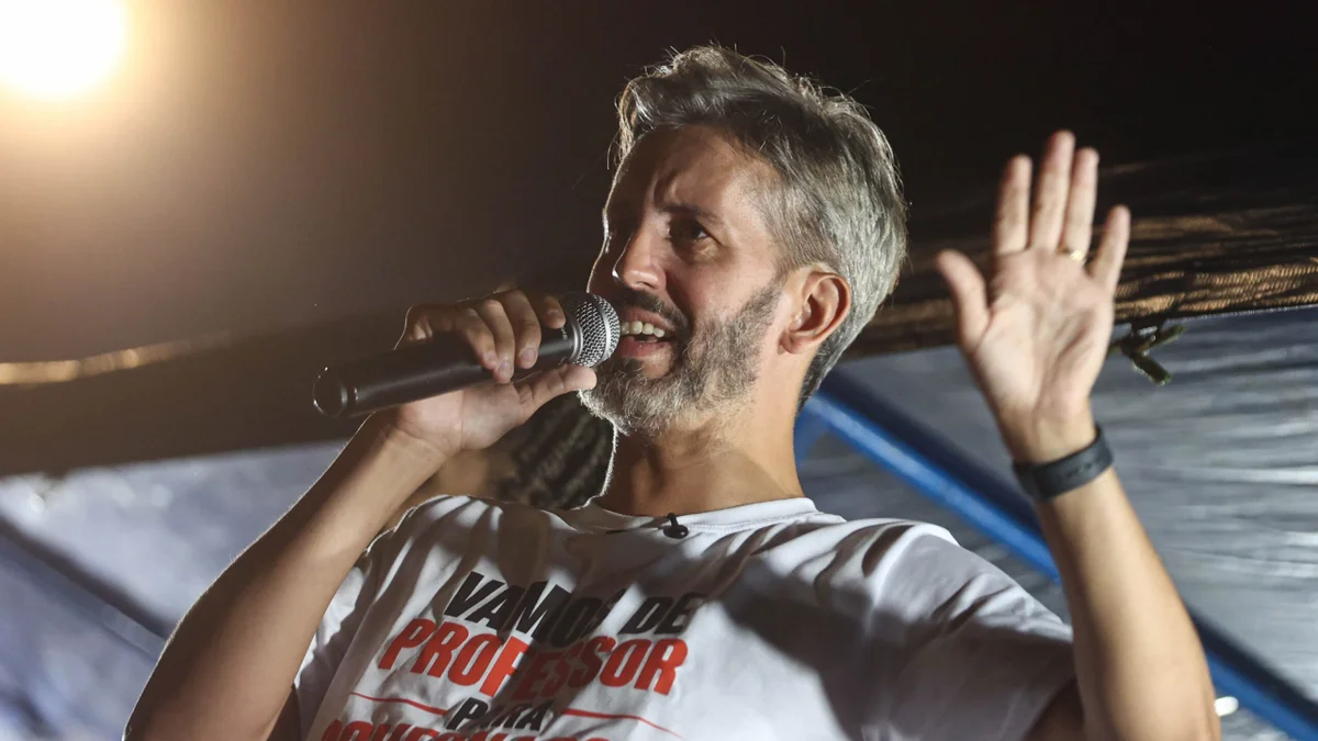 Leandro Grass comemora fim da escala 6x1: "Brasil deu um passo a frente"