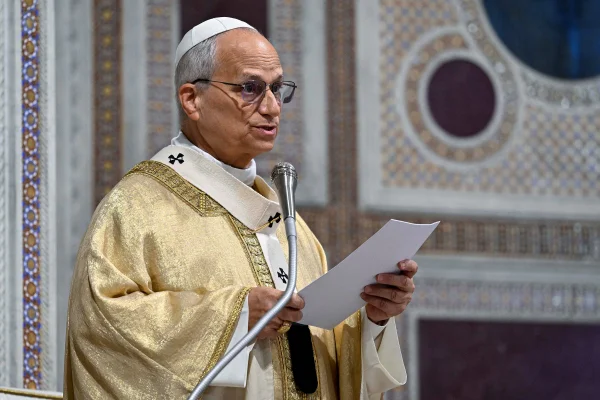Papa Leão XIV será internado nesta terça para retirada de nódulo