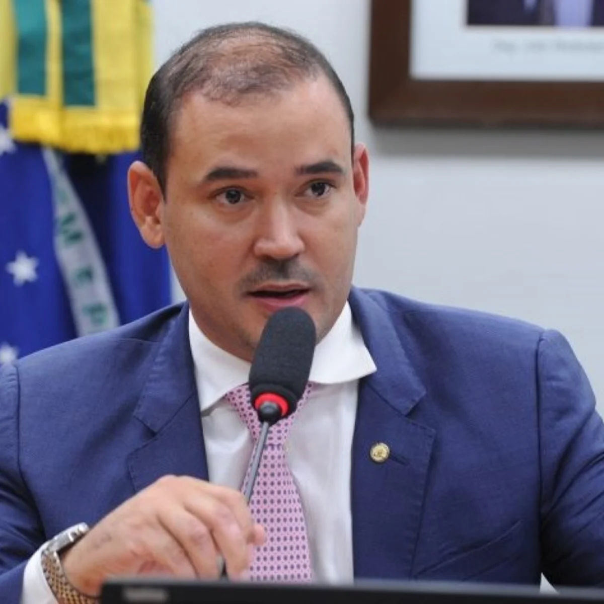 Com virada no 2º turno, Vicentinho Júnior é eleito governador do Tocantins