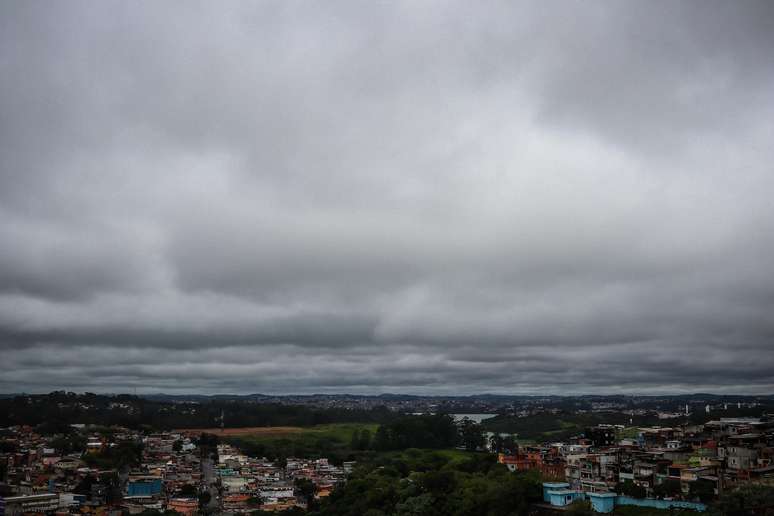 Estado de São Paulo está em estado de atenção para três dias de chuva, diz Defesa Civil