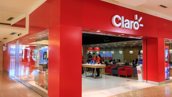 Claro suspende vendas de celulares OPPO em suas lojas; entenda
