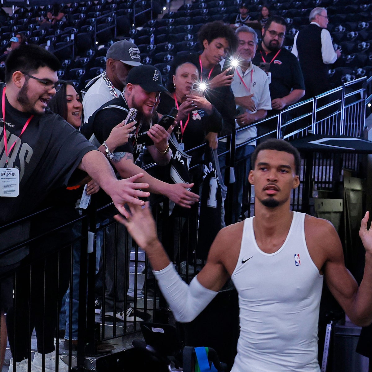 NBA iguala recorde de países representados e terá brasileiro entre 125 jogadores internacionais