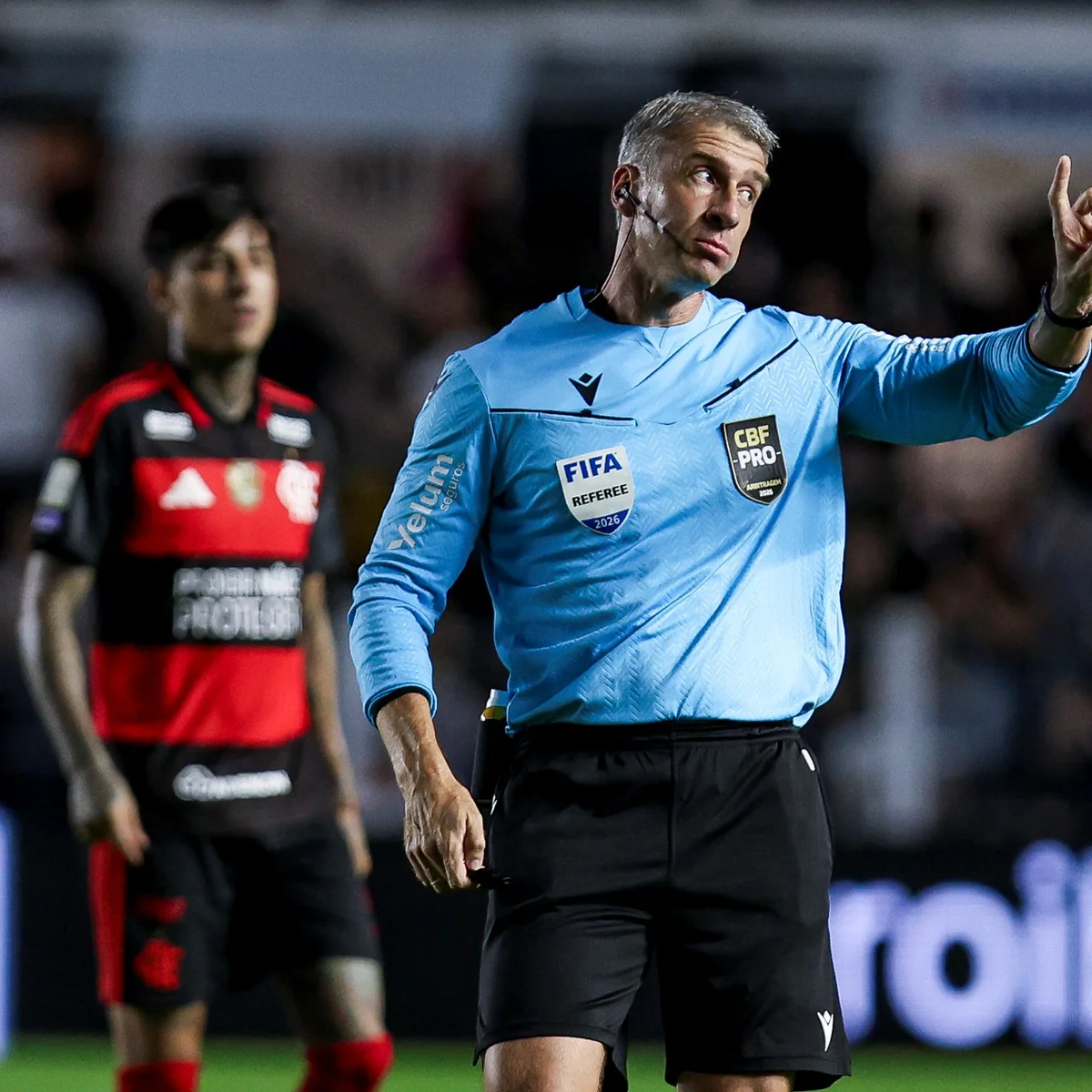 Flamengo detona arbitragem de Daronco em empate contra o Santos