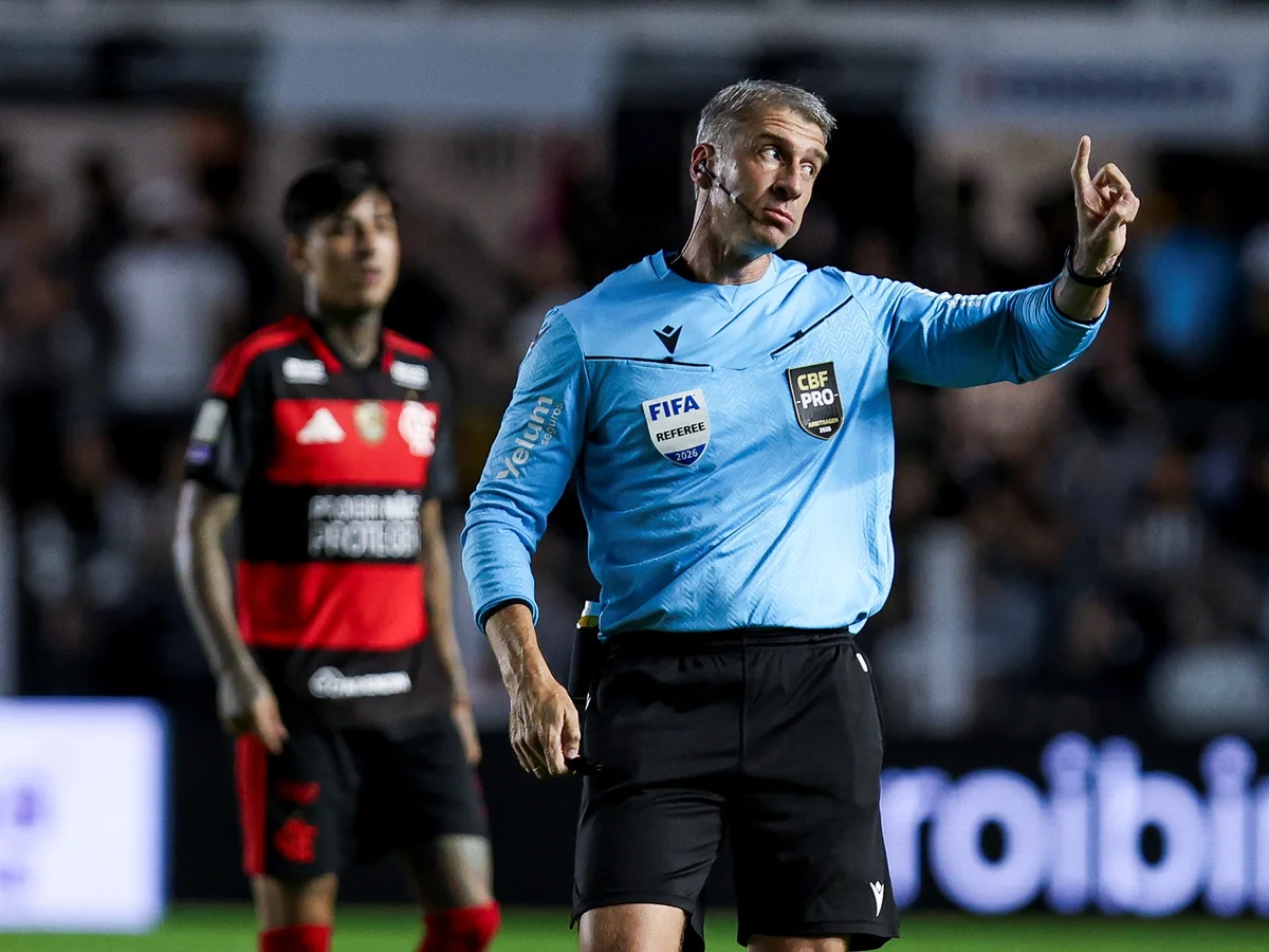 Flamengo detona arbitragem de Daronco em empate contra o Santos