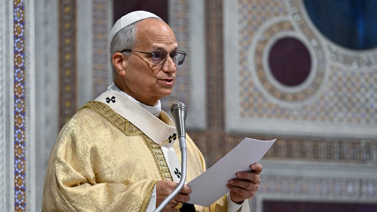 Papa Leão XIV será internado nesta terça para retirada de nódulo